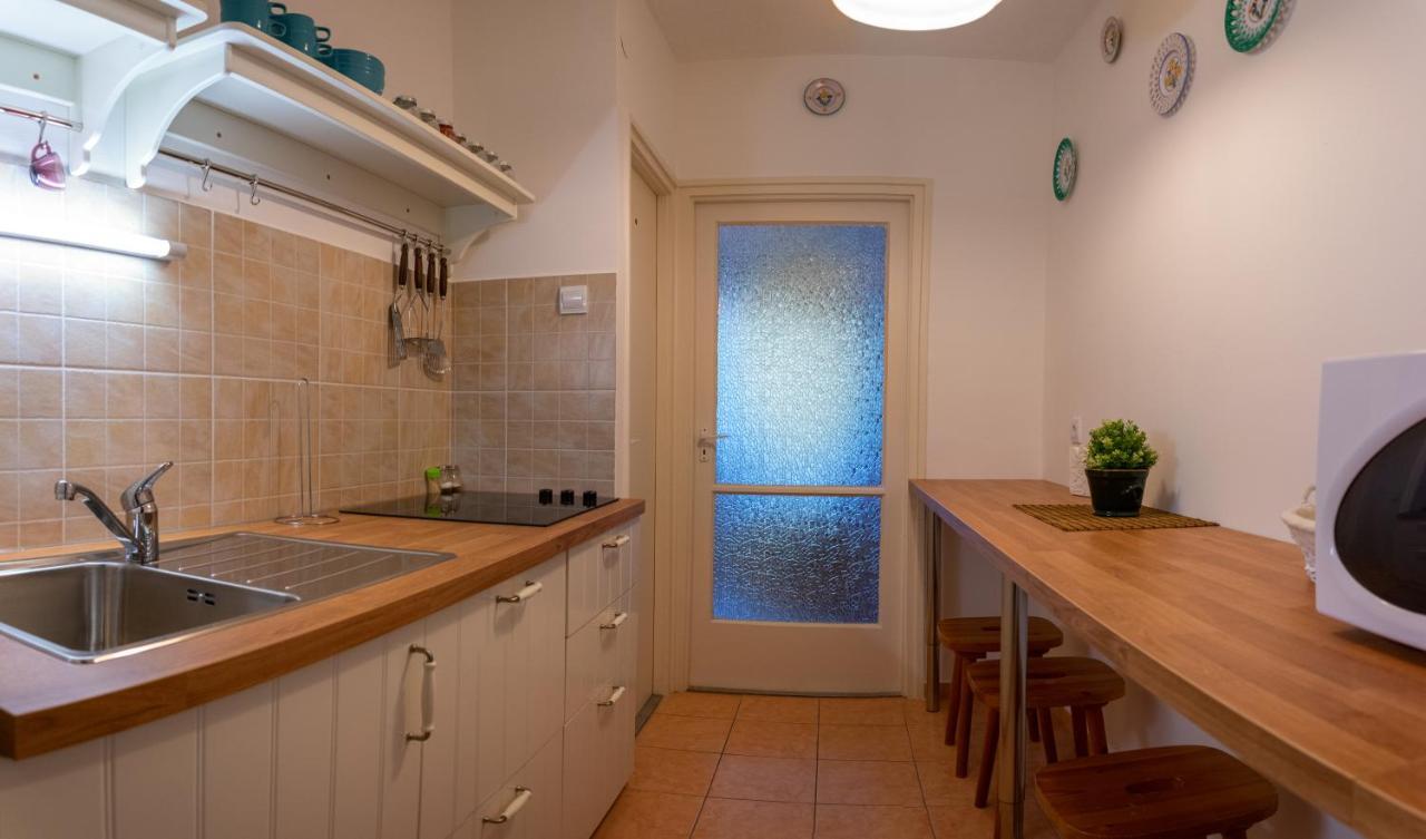 Helikon 32 Apartman Кестхей Екстер'єр фото