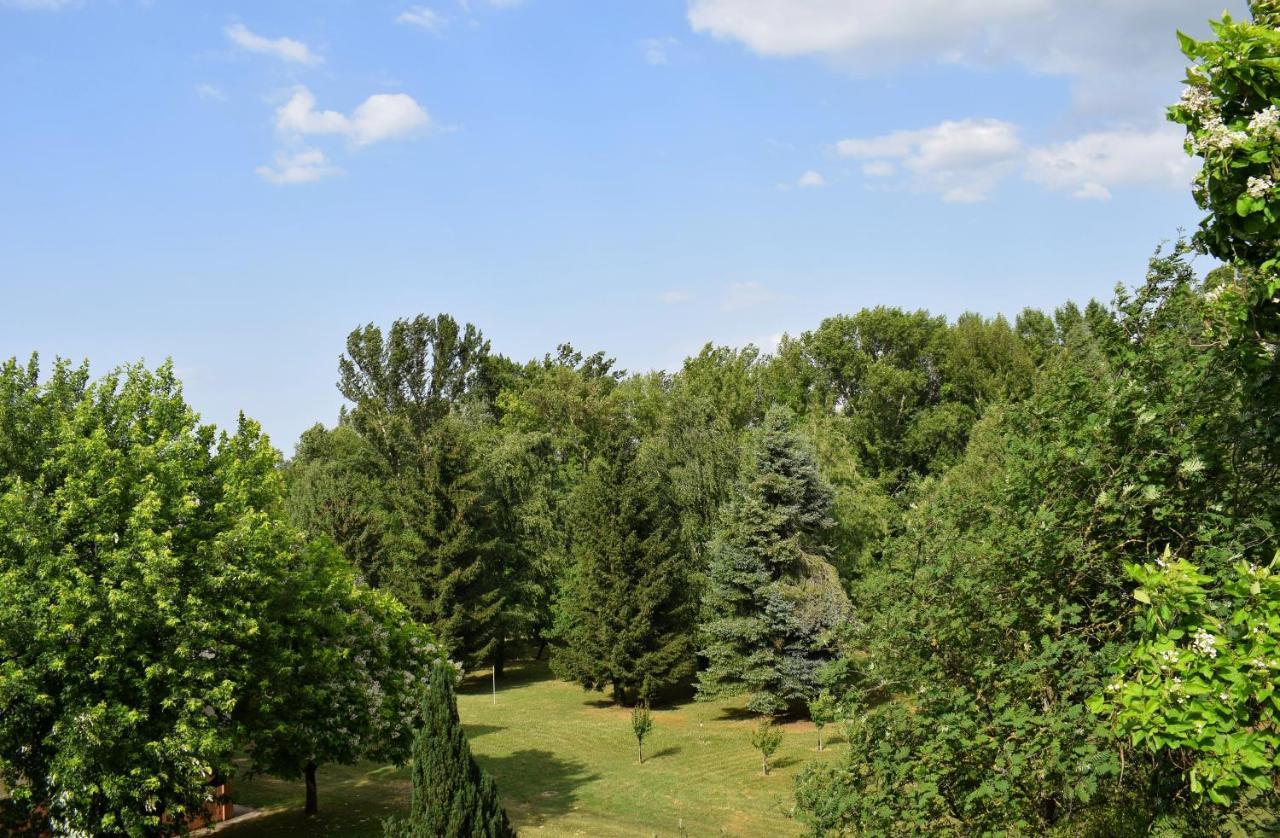 Helikon 32 Apartman Кестхей Екстер'єр фото