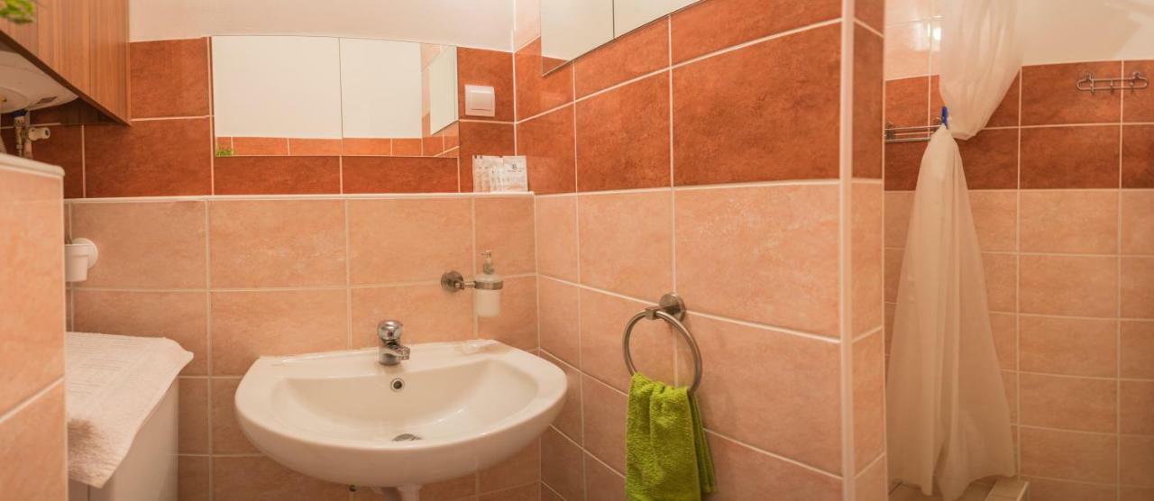 Helikon 32 Apartman Кестхей Екстер'єр фото